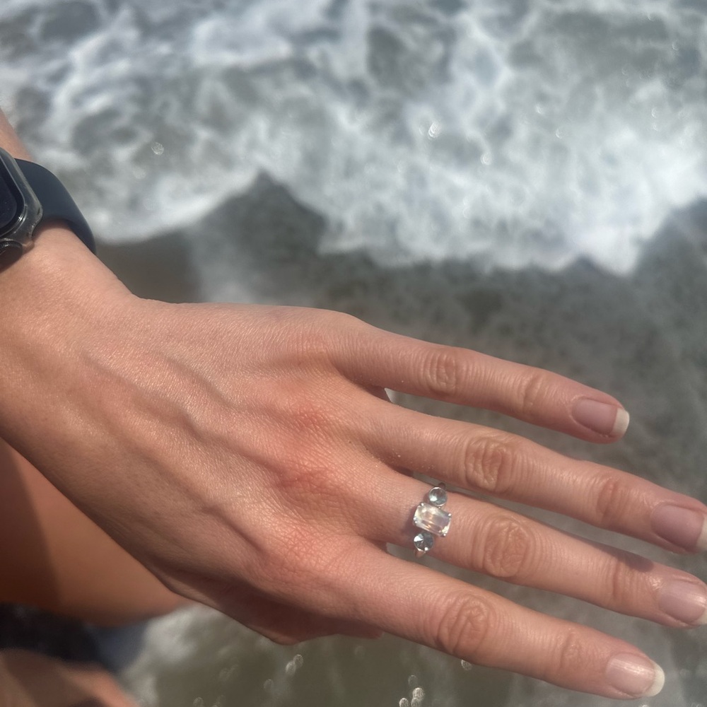Elegant Silver Ring